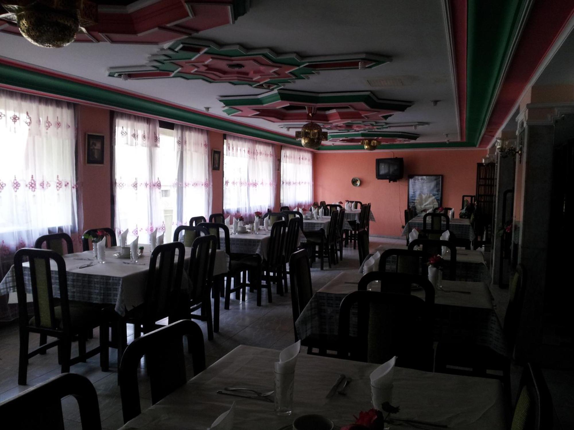 Hotel La Giralda Nador Zewnętrze zdjęcie