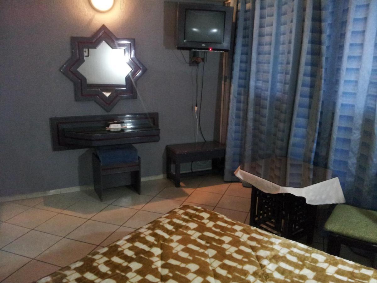 Hotel La Giralda Nador Zewnętrze zdjęcie